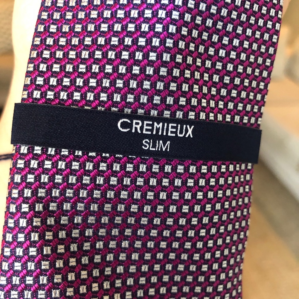 Slim tie